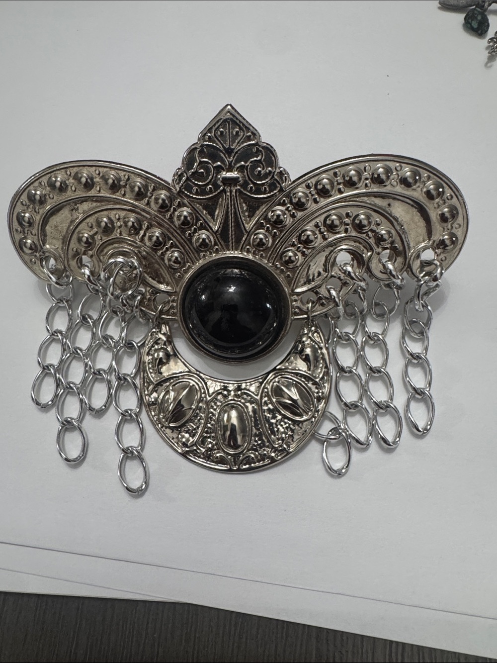 vintage-style silver-tone koshma (or koshmo) hair brooch
